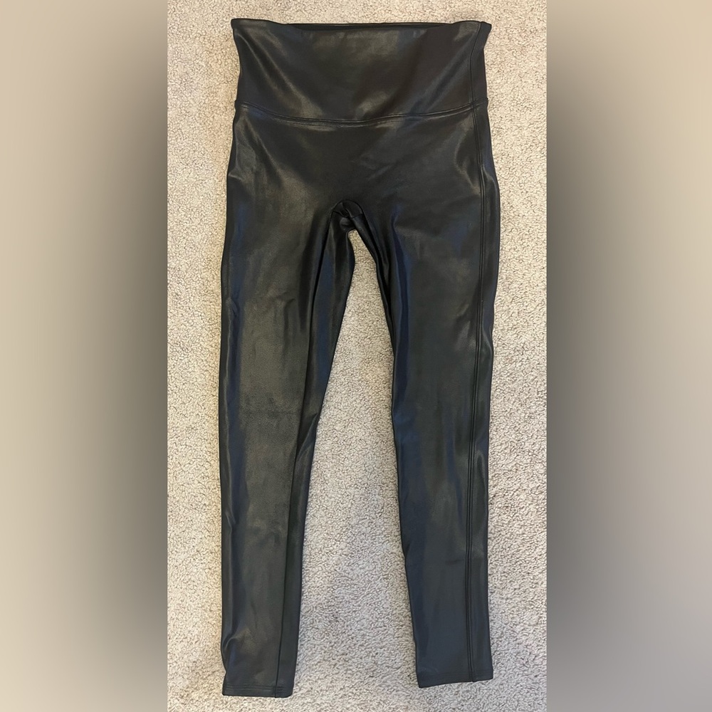 Spanx Faux Leather Legging - Picture 3 of 5